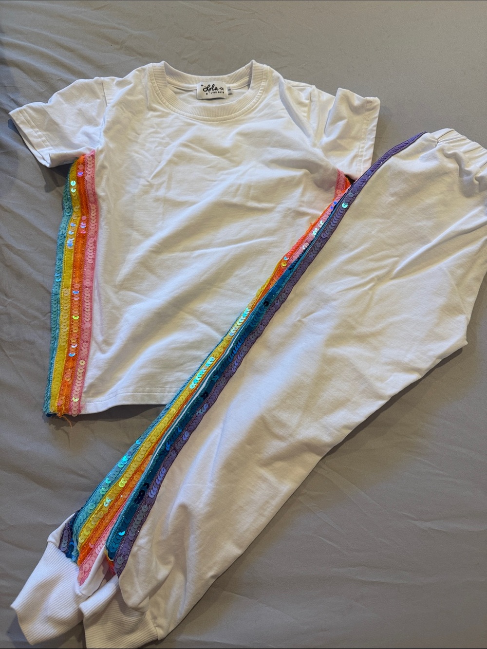 Lola & The Boys White Girls' Rainbow-Trim Set